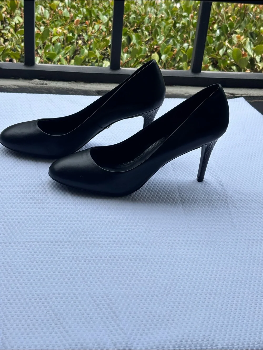 Tory Burch Black Mabel Watersnake Heel Pointed-Toe Leather Pumps